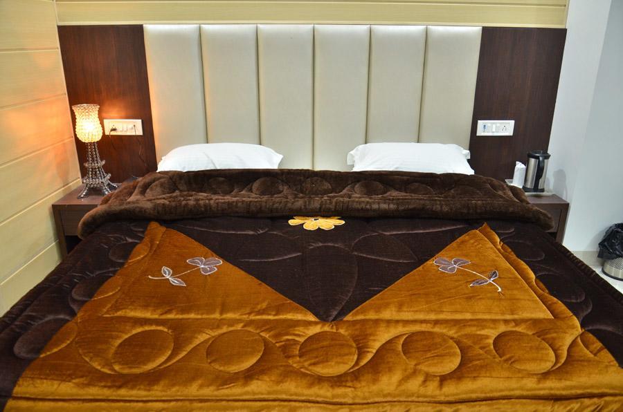 Hotel Popular Αμριτσάρ Εξωτερικό φωτογραφία